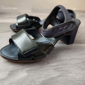 Camper Myriam Navy Patent Leather Block Heel Ankle Strap Shoe Heels  Size 38